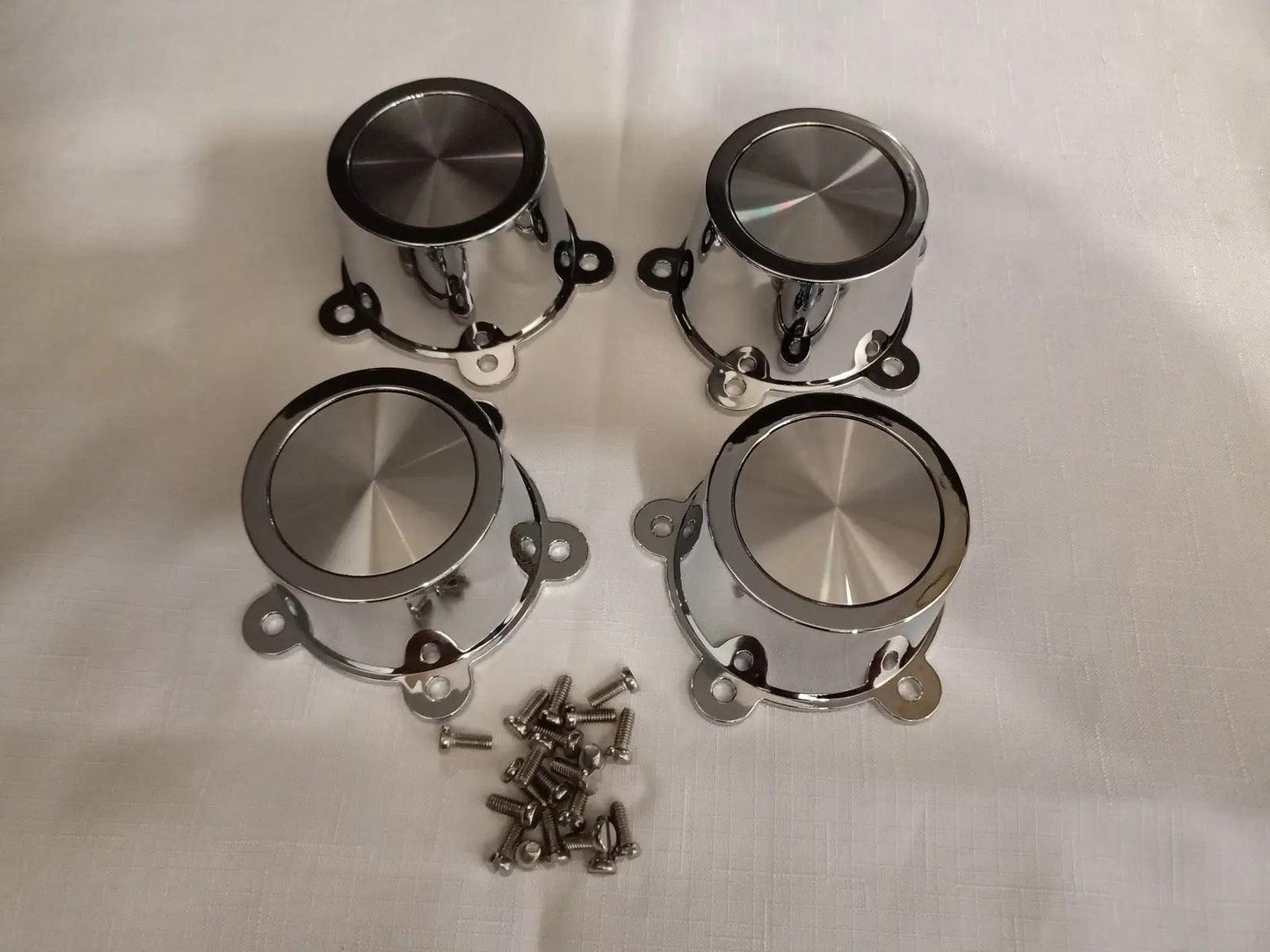 Ford Falcon XA XB GT Bathurst Globe Big Hub wheel Center Caps XC Cobra XC GXL silver