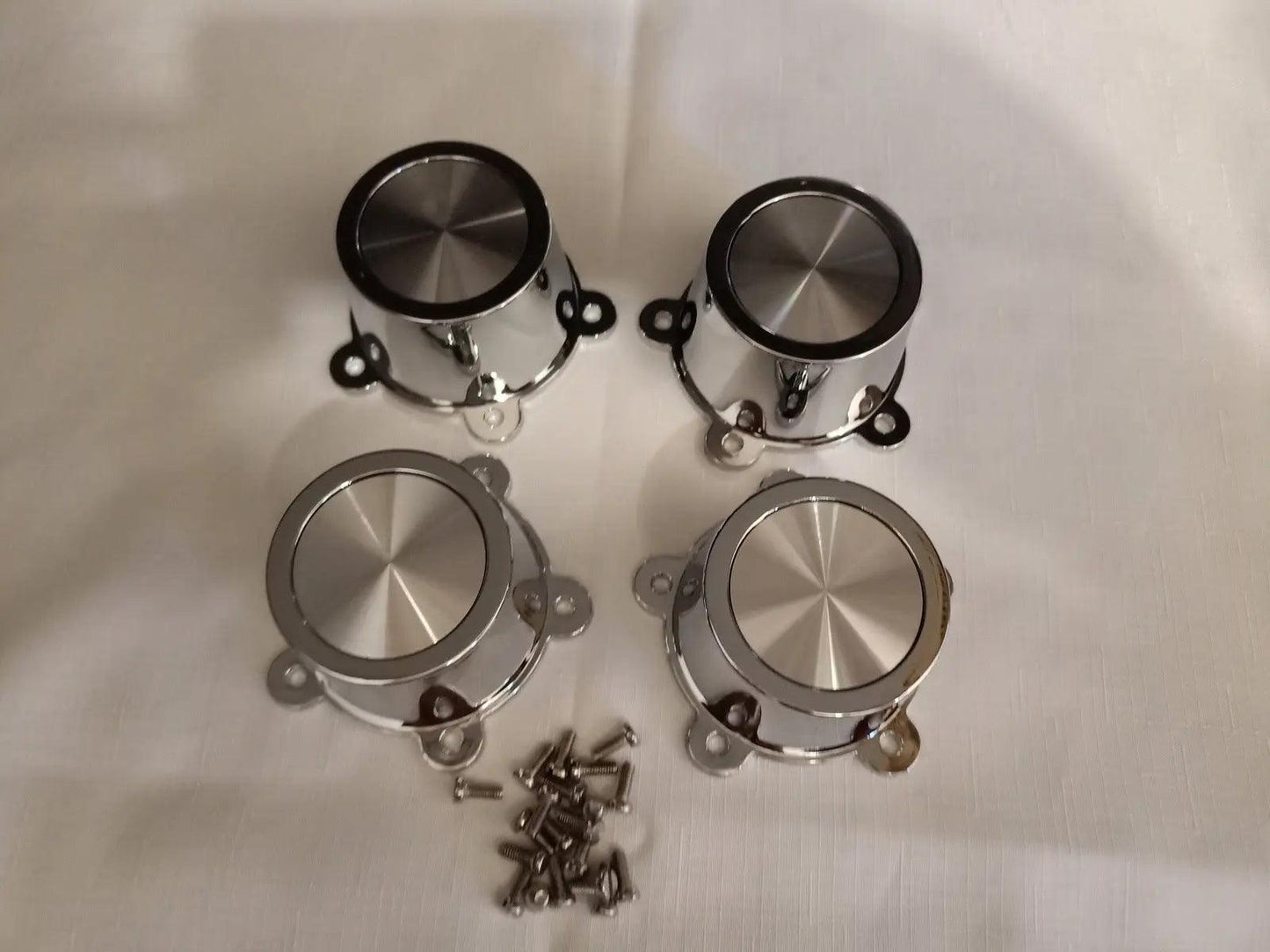 Ford Falcon XA XB GT Bathurst Globe Big Hub wheel Center Caps XC Cobra XC GXL silver