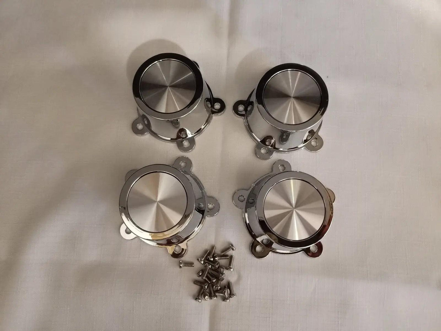 Ford Falcon XA XB GT Bathurst Globe Big Hub wheel Center Caps XC Cobra XC GXL silver