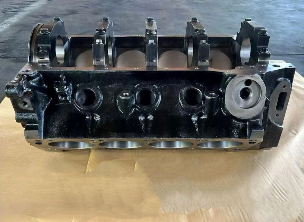 351 Cleveland Engine Block 4.000 bore 9.2 deck height 4 bolt mains