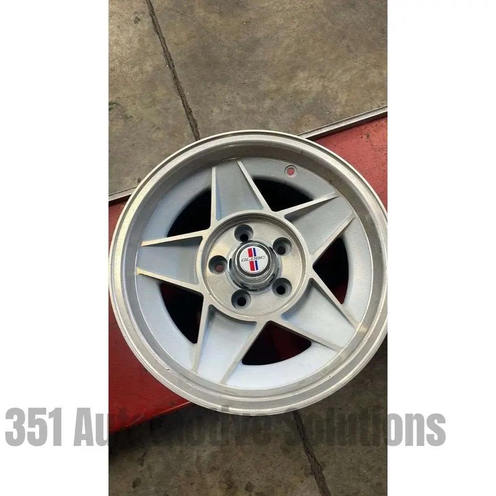 4x 40mm Bathurst Globe wheel Center Cap Decals XD ESP white globe decals XC GXL