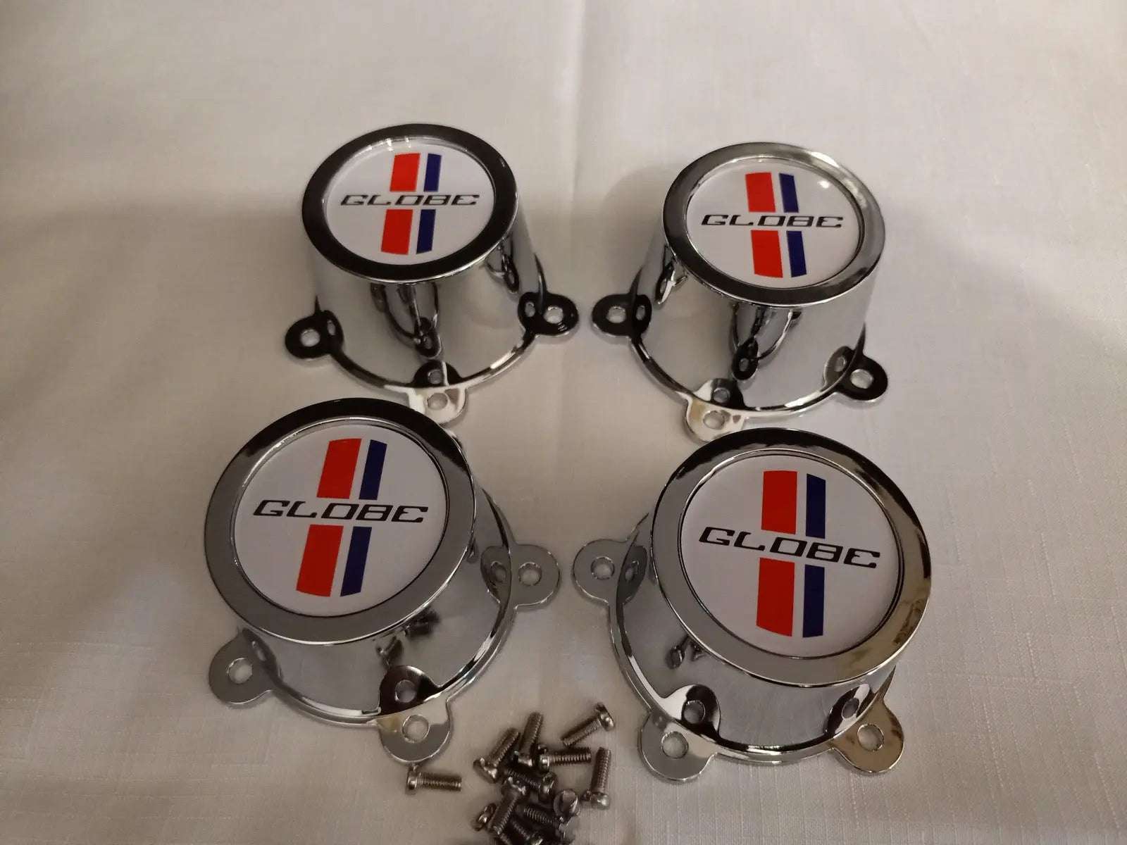 XB GT Bathurst Globe Big Hub Center Caps XC Cobra GS fairmont JG33 JG66 white