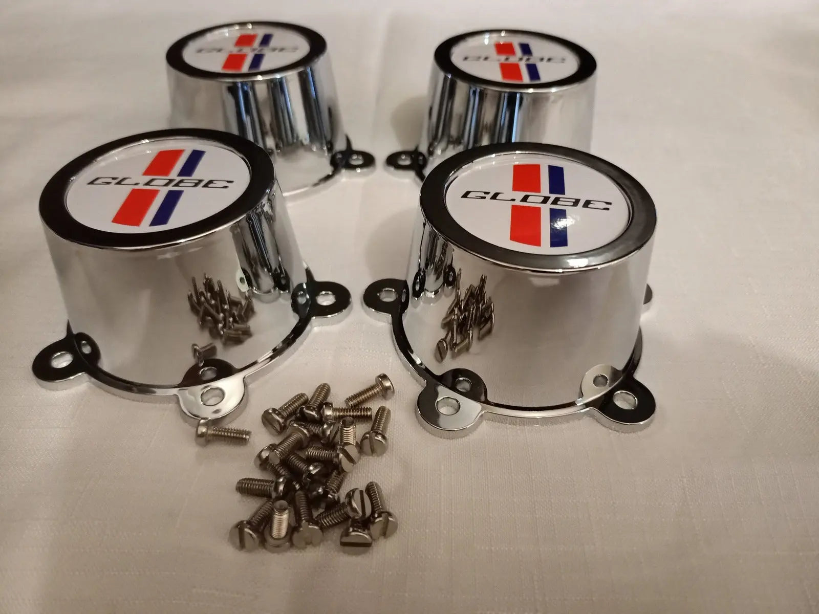 XB GT Bathurst Globe Big Hub Center Caps XC Cobra GS fairmont JG33 JG66 white