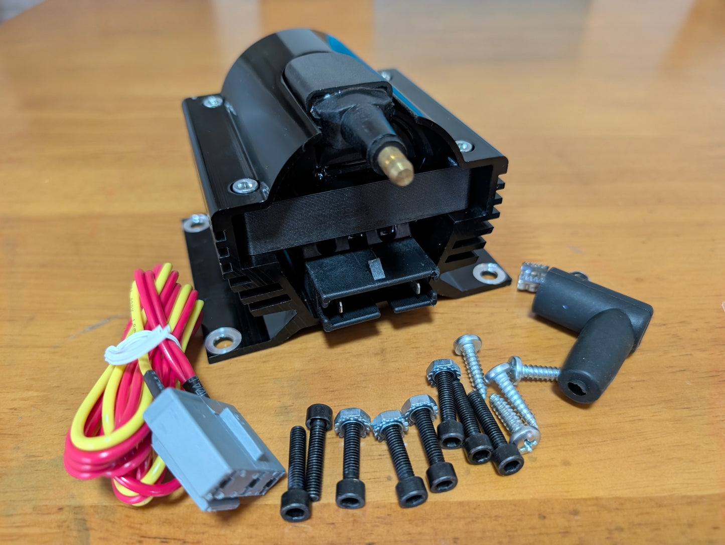 IGNITION COIL EXTERNAL ECORE, 50K VOLT, BLACK Ignition Coil Ford Muscle Holden